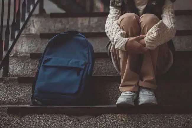 家庭原因导致孩子心理问题_原因心理家庭导致问题孩子抑郁_心理有问题因为家庭原因